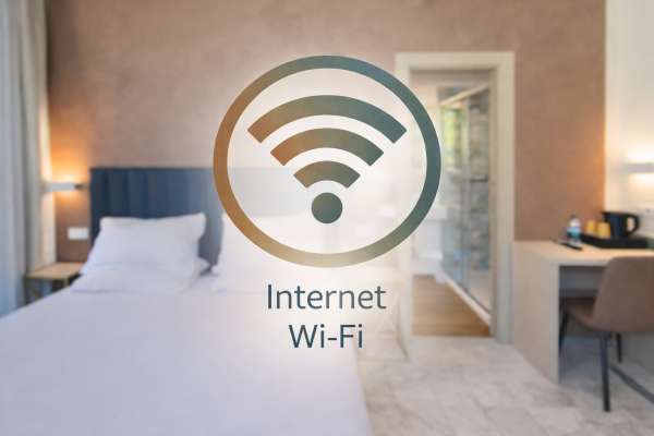 Condividi la tua esperienza sui social